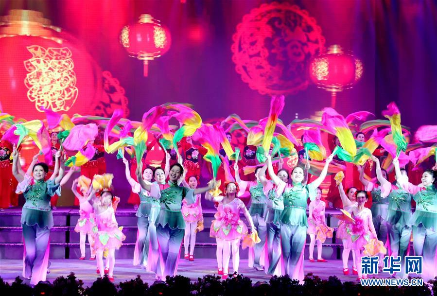 （在習近平新時代中國特色社會主義思想指引下&mdash;&mdash;新時代新作為新篇章&middot;圖文互動）（2）歡樂的&ldquo;精氣神兒&rdquo;從哪來？&mdash;&mdash;&ldquo;東北小延安&rdquo;用&ldquo;文化密鑰&rdquo;解鎖基層治理