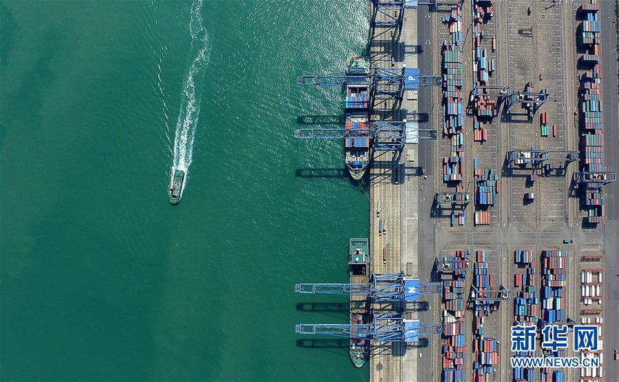 （新華全媒頭條&middot;兩會特別報(bào)道&middot;圖文互動）（1）打造高質(zhì)量發(fā)展的強(qiáng)勁引擎&mdash;&mdash;從區(qū)域協(xié)調(diào)發(fā)展看奮進(jìn)中國的發(fā)展新空間