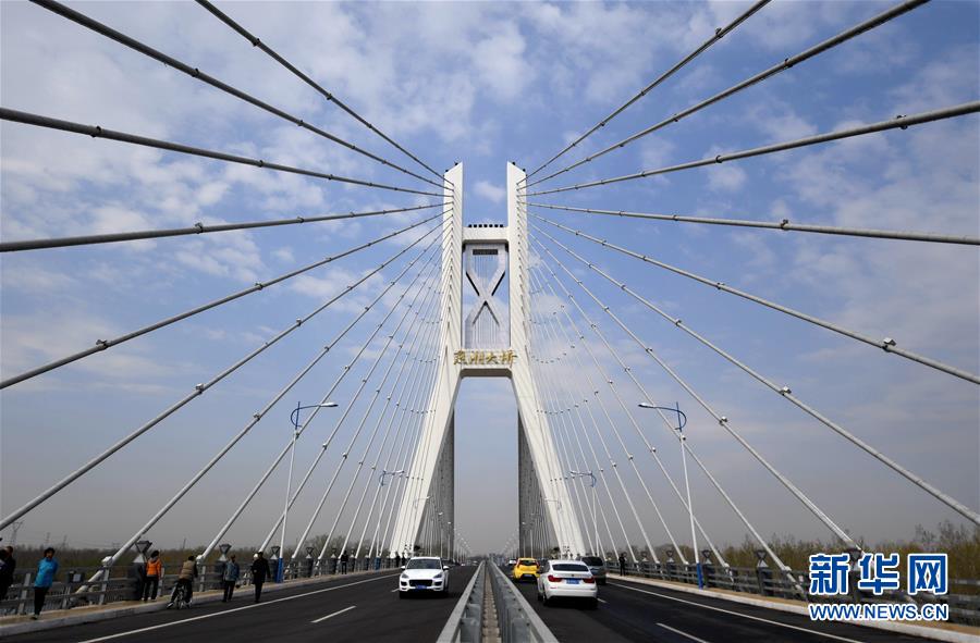 (在習(xí)近平新時(shí)代中國特色社會主義思想指引下——新時(shí)代新作為新篇章·圖文互動)(5)梗阻的“血脈”通了 彼此的心拉近了——京津冀“斷頭路”打通記