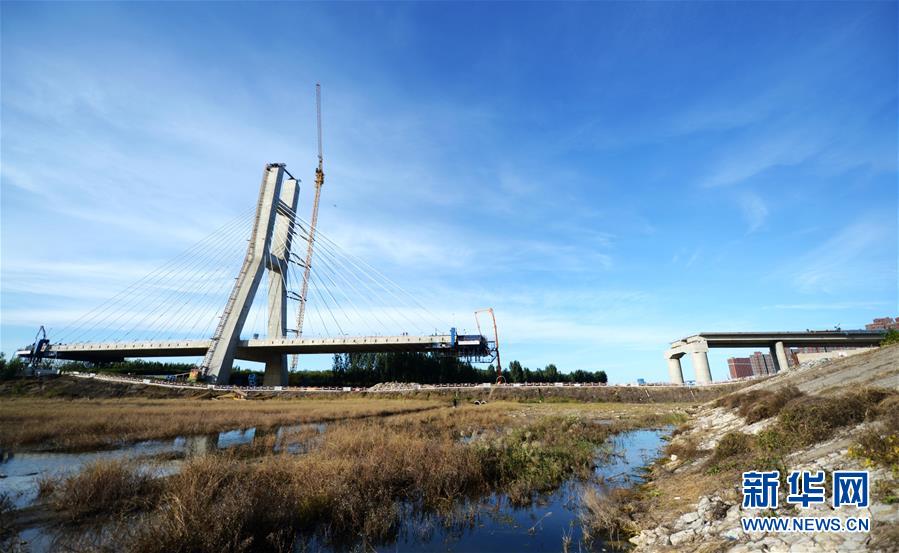 (在習(xí)近平新時(shí)代中國特色社會主義思想指引下——新時(shí)代新作為新篇章·圖文互動)(1)梗阻的“血脈”通了 彼此的心拉近了——京津冀“斷頭路”打通記