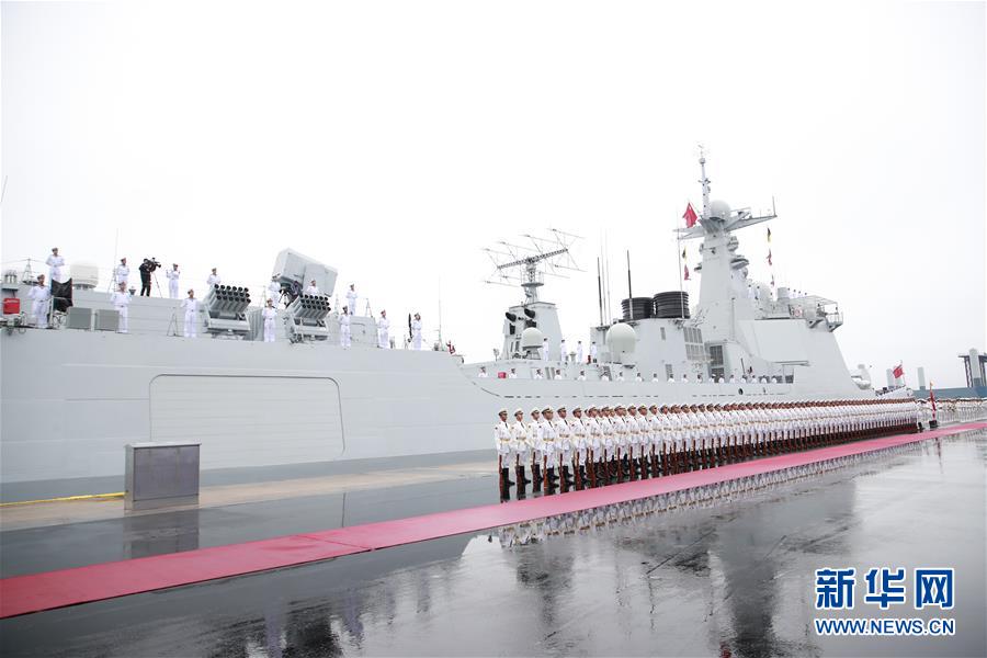 (新華全媒頭條·人民海軍70年·圖文互動(dòng))(2)奏響新時(shí)代海上和平樂(lè)章——人民海軍成立70周年海上閱兵活動(dòng)紀(jì)實(shí)