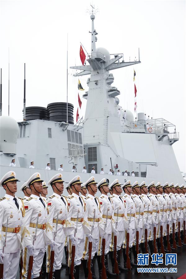 (新華全媒頭條·人民海軍70年·圖文互動(dòng))(3)奏響新時(shí)代海上和平樂(lè)章——人民海軍成立70周年海上閱兵活動(dòng)紀(jì)實(shí)