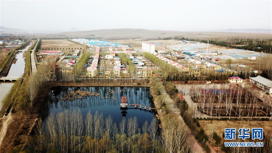 （壯麗70年&middot;奮斗新時(shí)代&middot;圖文互動）（1）&ldquo;光腚屯&rdquo;富了美了&mdash;&mdash;《暴風(fēng)驟雨》原型地黑龍江元寶村振興見聞 