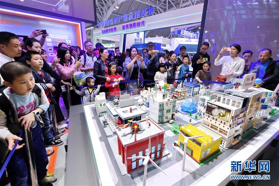 （新華全媒頭條&middot;圖文互動）（3）從&ldquo;數(shù)字中國&rdquo;看中國發(fā)展新信號、新亮點、新趨勢