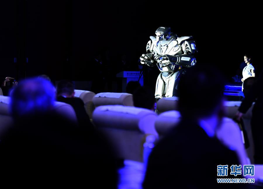 （新華全媒頭條&middot;圖文互動）（1）擁抱智能新時代：世界智能大會釋放了哪些新信號？