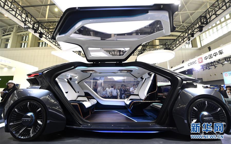 （新華全媒頭條&middot;圖文互動）（2）擁抱智能新時代：世界智能大會釋放了哪些新信號？