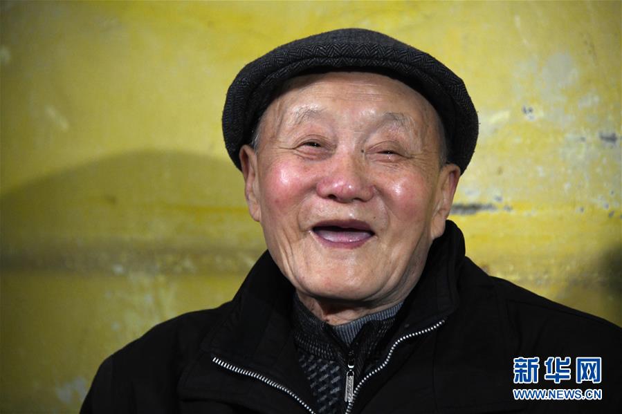 （新華全媒頭條&middot;圖文互動）（1）鍛造領(lǐng)航復(fù)興的中流砥柱&mdash;&mdash;寫在&ldquo;不忘初心、牢記使命&rdquo;主題教育即將啟動之際