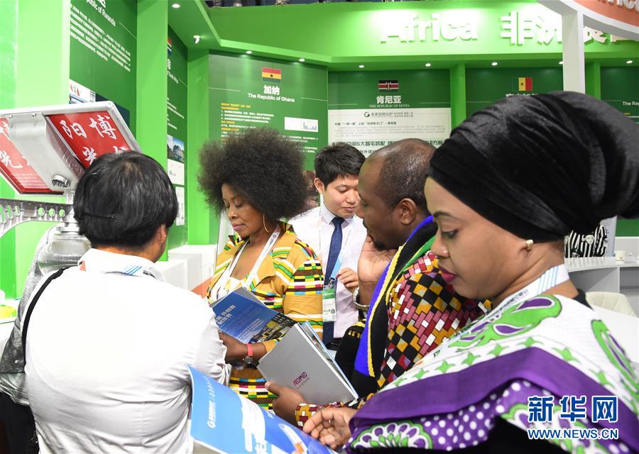 (新華全媒頭條·圖文互動(dòng))(1)風(fēng)勁帆懸 百舸爭流——從“京交會(huì)”看中國經(jīng)濟(jì)潛力和前景