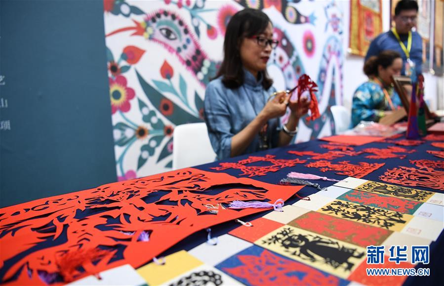 （文化）（1）2019年&ldquo;文化和自然遺產(chǎn)日&rdquo;非遺主會場活動在廣州舉行