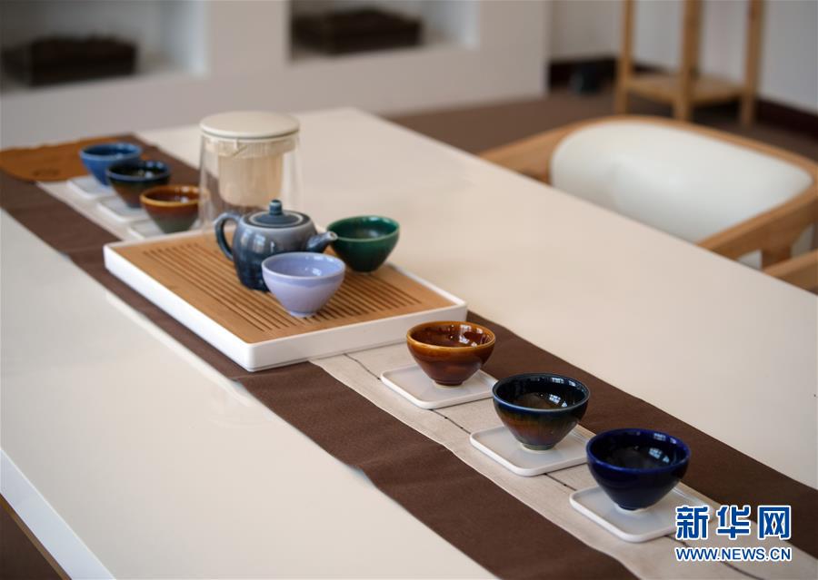 (愛國情 奮斗者·圖文互動(dòng))(2)池建義團(tuán)隊(duì):把論文寫在產(chǎn)品上