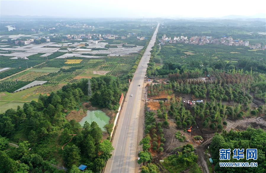 （壯麗70年&middot;奮斗新時代&mdash;&mdash;記者再走長征路&middot;圖文互動）（7）為有犧牲多壯志，敢教日月?lián)Q新天&mdash;&mdash;重返紅軍血戰(zhàn)現(xiàn)場