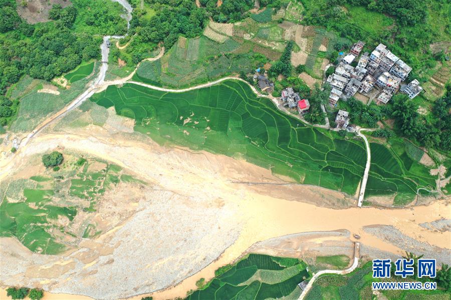 （社會(huì)）（1）&ldquo;孤島&rdquo;救援記