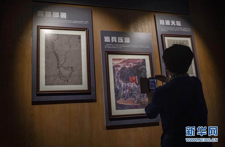 (壯麗70年·奮斗新時(shí)代——記者再走長(zhǎng)征路·圖文互動(dòng))(5)麗江古城的紅色記憶