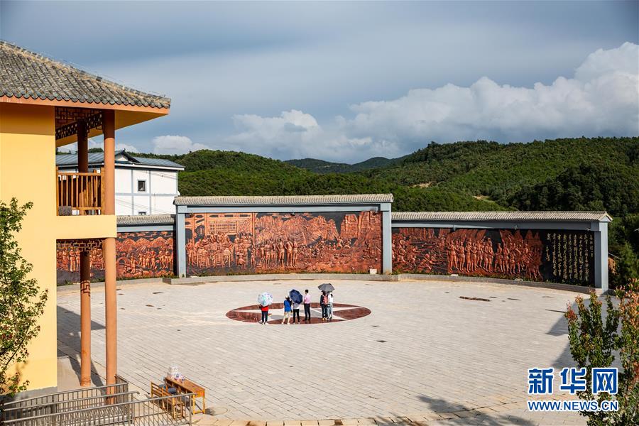 （新華全媒頭條&middot;壯麗70年&middot;奮斗新時代&mdash;&mdash;記者再走長征路&middot;圖文互動）（2）前進，向著光明的方向&mdash;&mdash;尋訪金沙江畔紅色印記