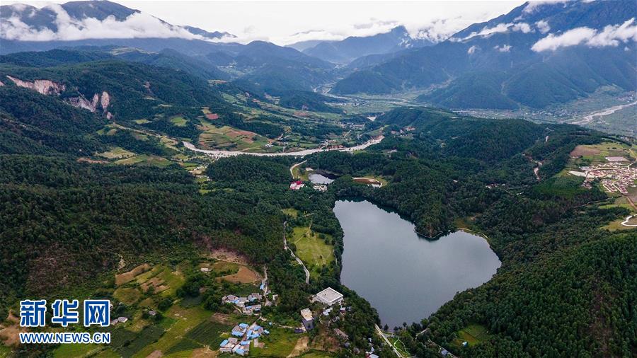 （壯麗70年&middot;奮斗新時代&mdash;&mdash;記者再走長征路&middot;圖文互動）（1）彝海結(jié)盟后，掩護紅軍旗的5400天&mdash;&mdash;鮮為人知的彝家護旗故事