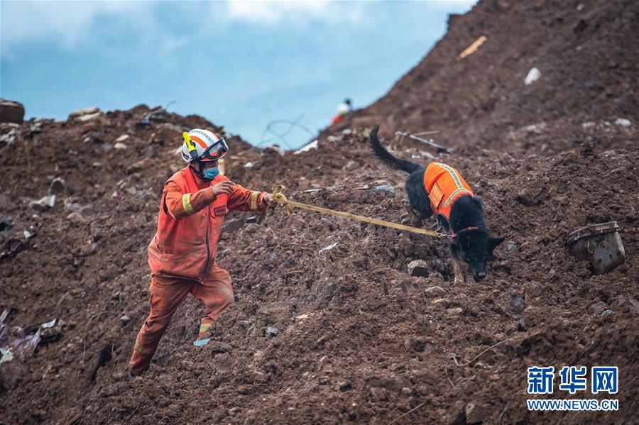 （新華全媒頭條&middot;圖文互動(dòng)）（5）有一絲希望，就盡百倍努力&mdash;&mdash;貴州水城&ldquo;7&middot;23&rdquo;特大山體滑坡72小時(shí)救援紀(jì)實(shí)
