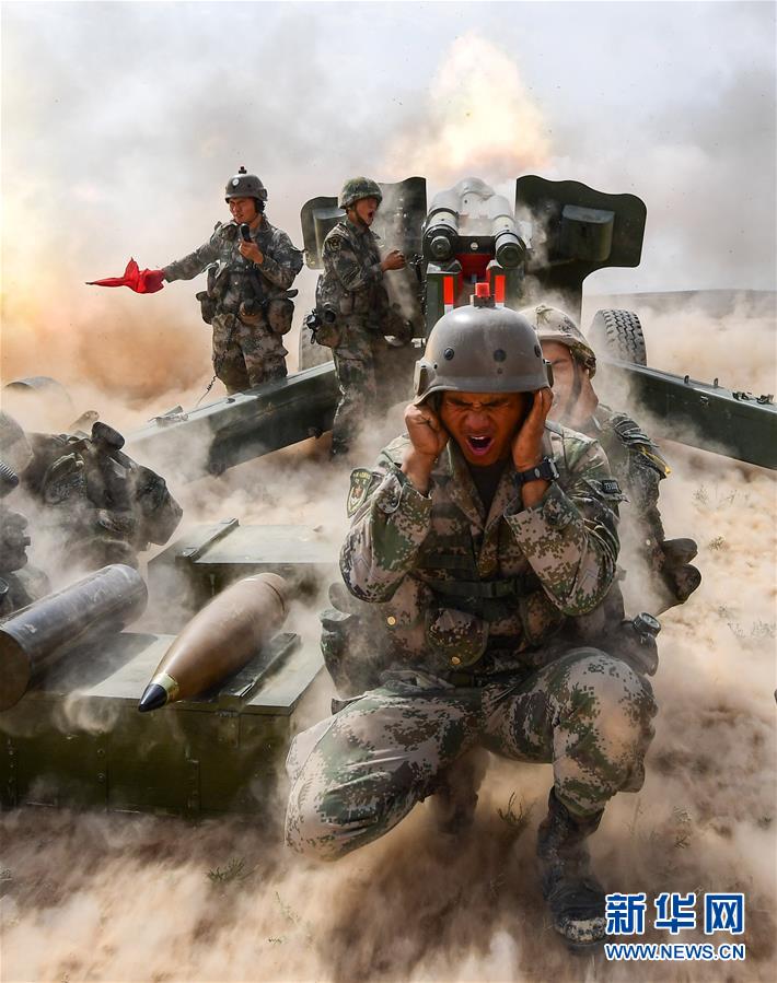 （新華全媒頭條&middot;圖文互動）（9）我們是一支不可戰(zhàn)勝的力量&mdash;&mdash;獻給中國人民解放軍建軍92周年