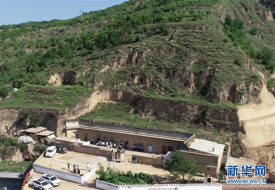 (壯麗70年·奮斗新時(shí)代——記者再走長(zhǎng)征路·圖文互動(dòng))(2)兩份報(bào)紙和一塊根據(jù)地——紅軍長(zhǎng)征落腳陜北的偶然與必然