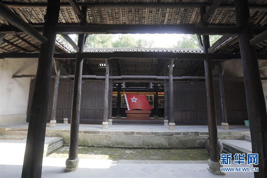 (新華全媒頭條·壯麗70年·奮斗新時(shí)代——記者再走長征路·圖文互動(dòng))(3)紅色星火的人民力量——大別山走出兩支紅軍隊(duì)伍的歷史啟示