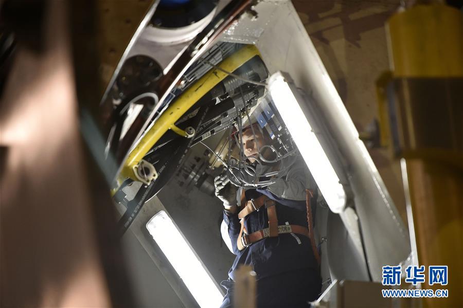 (壯麗70年·奮斗新時代——共和國發(fā)展成就巡禮·圖文互動)(2)共和國“工業(yè)長子”遼寧:遼海潮涌逐浪高