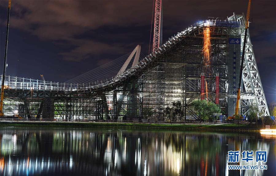 （新華全媒頭條&middot;圖文互動(dòng)）（14）百年首鋼 百煉成鋼&mdash;&mdash;從鋼鐵強(qiáng)國&ldquo;夢工廠&rdquo;到改革轉(zhuǎn)型&ldquo;排頭兵&rdquo;