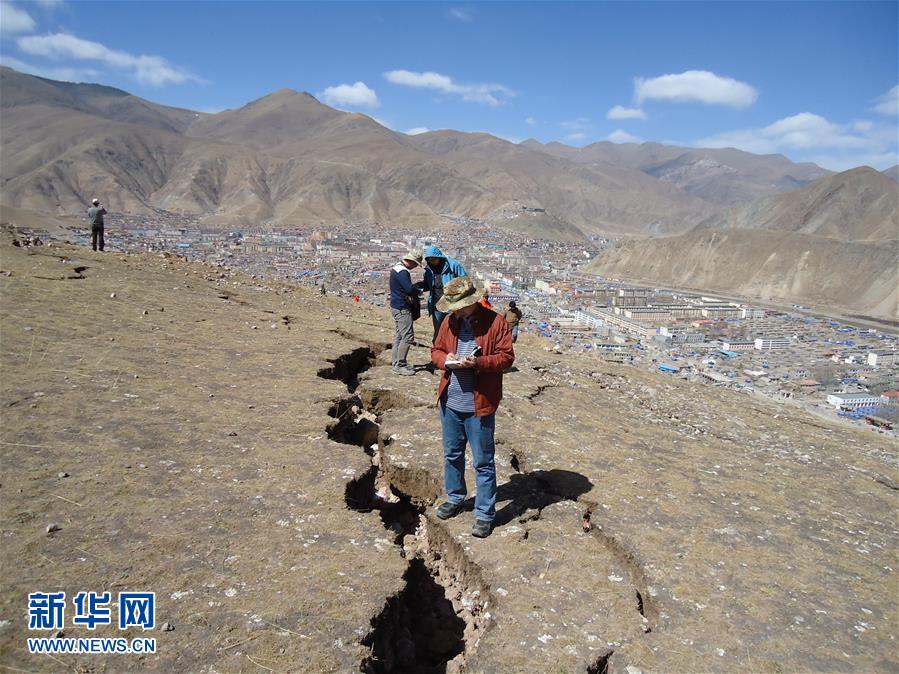 (新華全媒頭條·圖文互動)(6)迸發(fā)生命的無限熾熱——構(gòu)造地質(zhì)學家李德威的赤子之歌