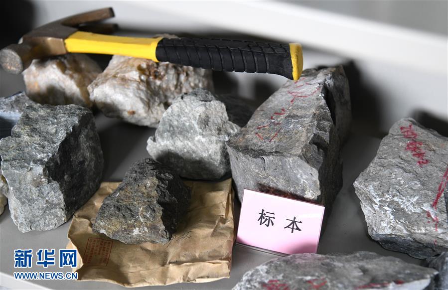 (新華全媒頭條·圖文互動)(13)迸發(fā)生命的無限熾熱——構(gòu)造地質(zhì)學家李德威的赤子之歌