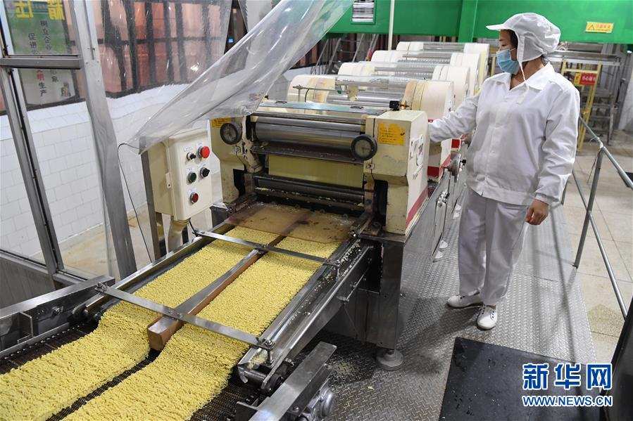 (新華全媒頭條·圖文互動)(12)大國糧倉的新時代交響——河南農(nóng)業(yè)70年觀察