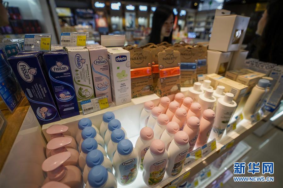 （在習近平新時代中國特色社會主義思想指引下&mdash;&mdash;新時代新作為新篇章&middot;總書記關(guān)切開放事&middot;圖文互動）（3）開放，讓迢迢邊關(guān)擁有穩(wěn)穩(wěn)幸福&mdash;&mdash;來自內(nèi)陸沿邊開放小城的故事