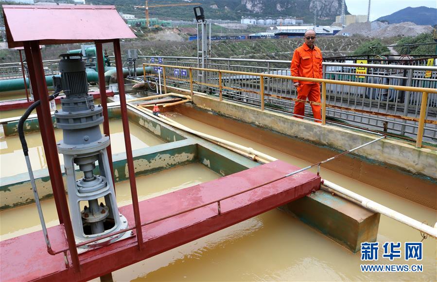 （四中全會(huì)精神在基層&middot;圖文互動(dòng)）（3）烏江清，貴州興&mdash;&mdash;貴州第一大河烏江治污記