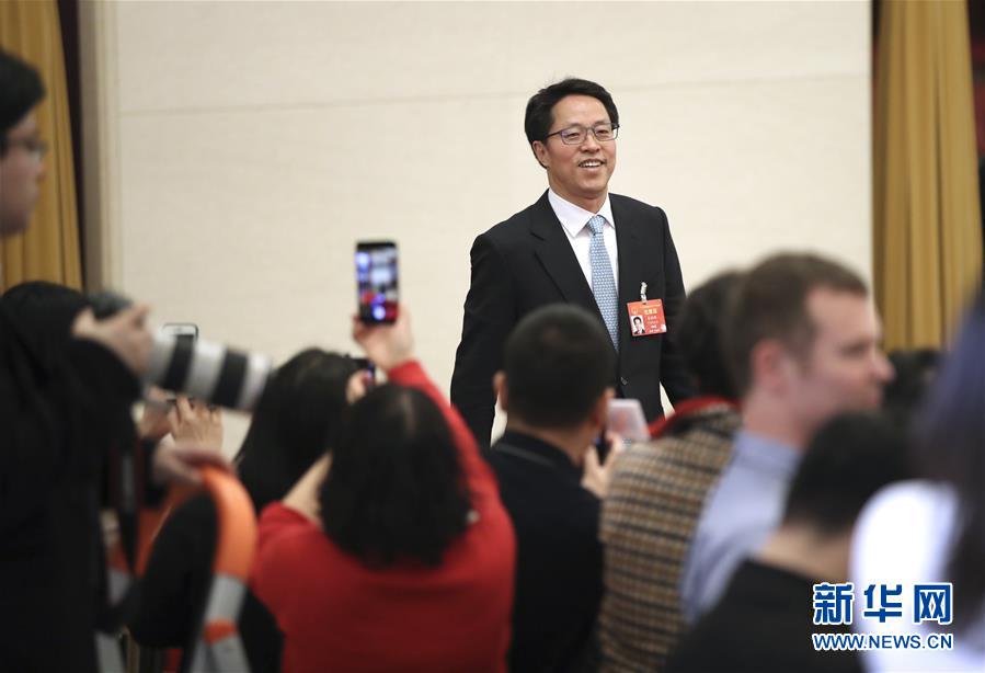 （兩會(huì)&middot;面對(duì)面）（14）采訪部長