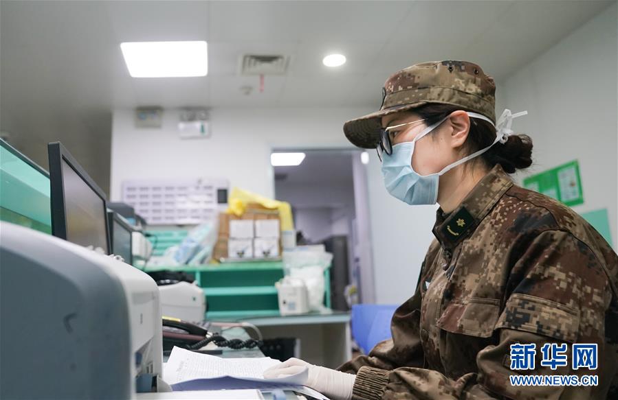 （新華全媒頭條&middot;圖文互動）（22）萬眾一心迎挑戰(zhàn) 眾志成城戰(zhàn)疫情&mdash;&mdash;全國總動員打響疫情防控阻擊戰(zhàn)紀(jì)實