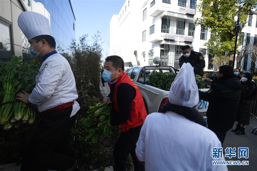 （在習(xí)近平新時(shí)代中國特色社會(huì)主義思想指引下&mdash;&mdash;新時(shí)代新作為新篇章&middot;習(xí)近平總書記關(guān)切事&middot;圖文互動(dòng)）（3）鑄成防疫&ldquo;鐵軍&rdquo;&mdash;&mdash;基層防疫&ldquo;硬核&rdquo;故事