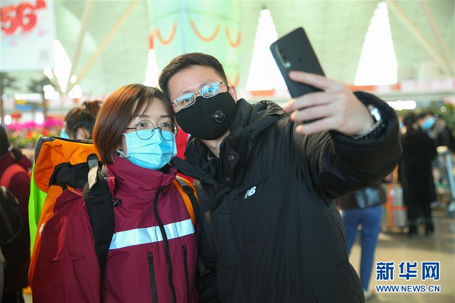 （聚焦疫情防控&middot;圖文互動）（1）十送醫(yī)護&ldquo;戰(zhàn)士&rdquo;下荊楚&mdash;&mdash;遼寧醫(yī)療隊馳援湖北群像掃描