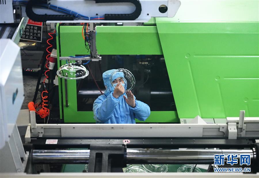 （來自經(jīng)濟(jì)前沿的故事&middot;企業(yè)復(fù)工復(fù)產(chǎn)&middot;圖文互動）（4）&ldquo;危機(jī)中發(fā)現(xiàn)新商機(jī)&rdquo;&mdash;&mdash;中國科技制造企業(yè)復(fù)工復(fù)產(chǎn)觀察