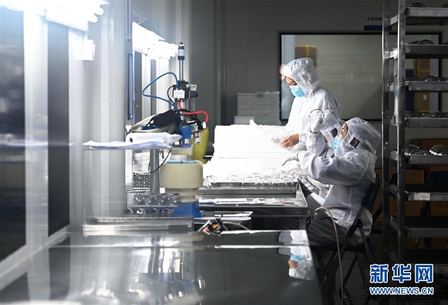 （來自經(jīng)濟(jì)前沿的故事&middot;企業(yè)復(fù)工復(fù)產(chǎn)&middot;圖文互動）（5）&ldquo;危機(jī)中發(fā)現(xiàn)新商機(jī)&rdquo;&mdash;&mdash;中國科技制造企業(yè)復(fù)工復(fù)產(chǎn)觀察