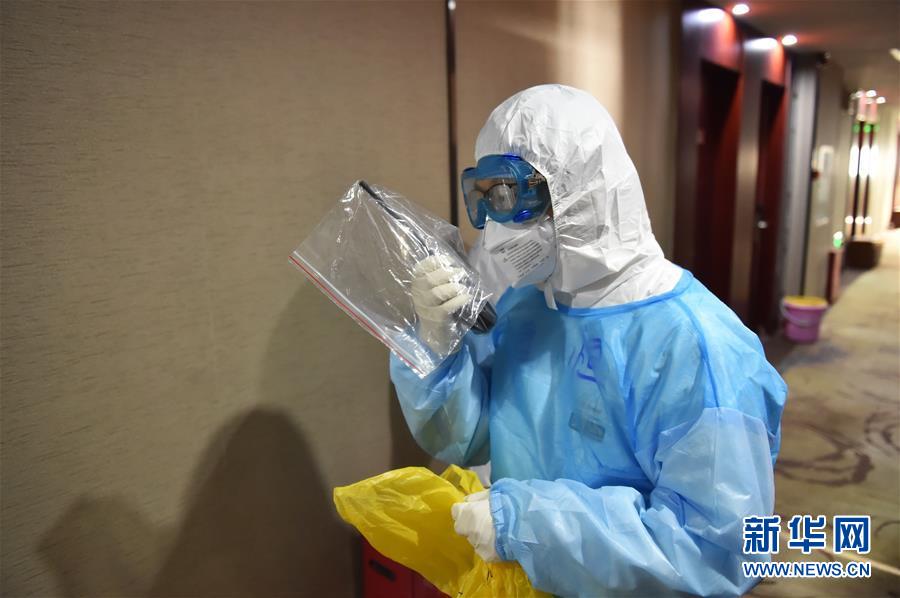 （聚焦疫情防控&middot;圖文互動）（8）&ldquo;感恩每一位&lsquo;不曾謀面&rsquo;的醫(yī)護人員&rdquo;&mdash;&mdash;探訪返京人員醫(yī)學(xué)集中隔離觀察點