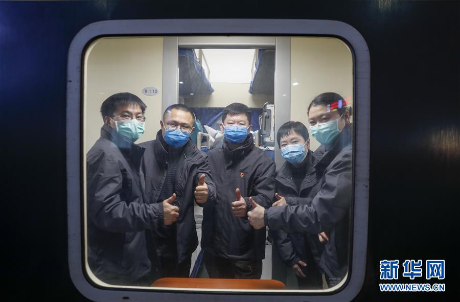 （聚焦疫情防控&middot;對口支援19省份在奮戰(zhàn)&middot;圖文互動）（1）&ldquo;當(dāng)我們摘下口罩，看到彼此勝利的微笑&rdquo;&mdash;&mdash;重慶對口支援孝感市抗擊疫情紀實