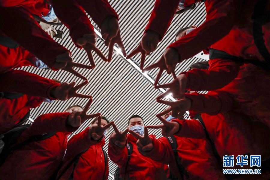 （聚焦疫情防控&middot;對口支援19省份在奮戰(zhàn)&middot;圖文互動）（4）&ldquo;當(dāng)我們摘下口罩，看到彼此勝利的微笑&rdquo;&mdash;&mdash;重慶對口支援孝感市抗擊疫情紀實