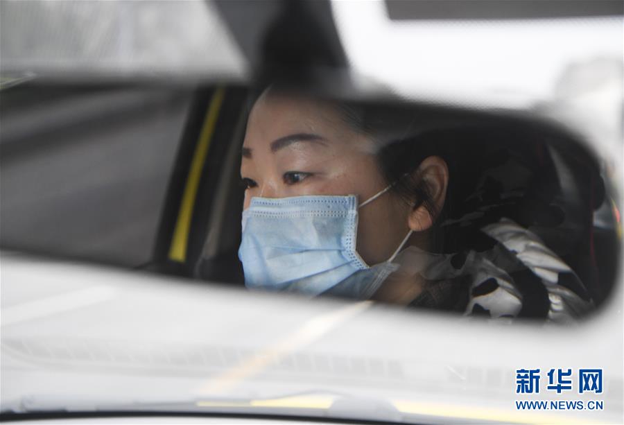 （聚焦疫情防控&middot;圖文互動）（1）&ldquo;讓醫(yī)務人員無后顧之憂！&rdquo;&mdash;&mdash;重慶志愿者&ldquo;守護&rdquo;千余名一線醫(yī)護人員家屬見聞