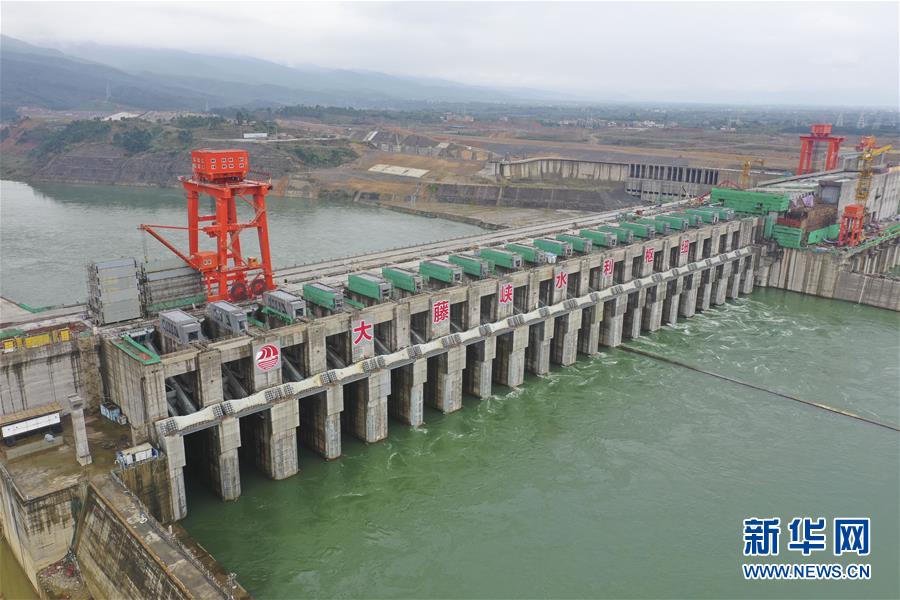 （抓好經(jīng)濟發(fā)展 應(yīng)對復(fù)雜局面&middot;圖文互動）（3）&ldquo;一企一策&rdquo;解難題 大項目按下&ldquo;加速器&rdquo;&mdash;&mdash;廣西精準(zhǔn)有序推動項目開工復(fù)工