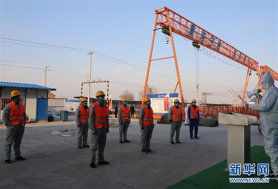 （圖文互動(dòng)）津石高速天津西段復(fù)工復(fù)產(chǎn)駛?cè)?ldquo;快車(chē)道&rdquo;