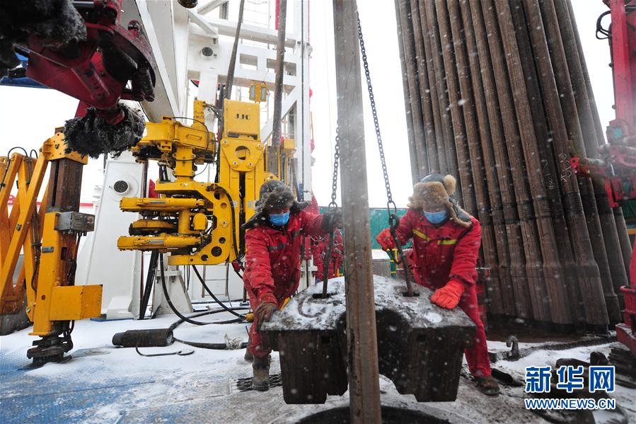 （圖文互動(dòng)）（2）大慶油田：一手抓防疫，一手抓生產(chǎn)