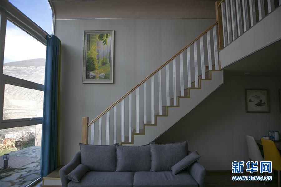 (圖文互動)(5)交通建設(shè)讓四川藏區(qū)發(fā)展再飛躍