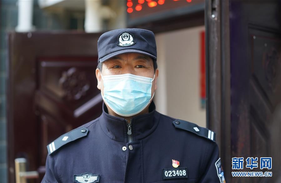 （新華全媒頭條）（2）在大考中交出合格答卷&mdash;&mdash;習(xí)近平總書記湖北武漢考察為打贏湖北保衛(wèi)戰(zhàn)、武漢保衛(wèi)戰(zhàn)指明方向