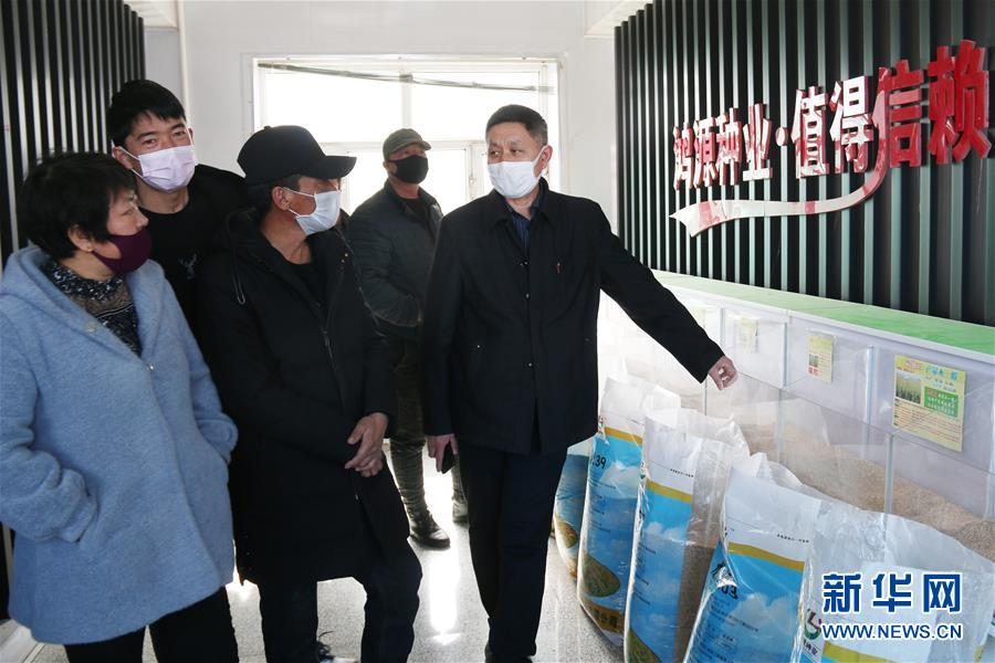 （新華全媒頭條&middot;圖文互動）（1）特殊時(shí)期，他們這樣履職&mdash;&mdash;全國人大代表這個(gè)春天在行動