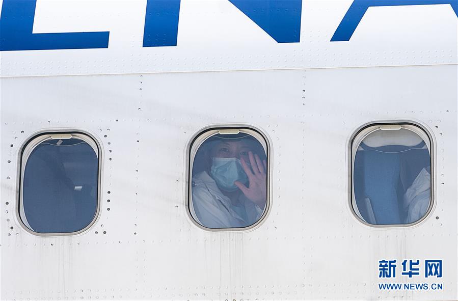 （新華全媒頭條&middot;圖文互動(dòng)）（7）最美逆行者，武漢永遠(yuǎn)記得你！&mdash;&mdash;首批援鄂醫(yī)療隊(duì)返程紀(jì)實(shí)