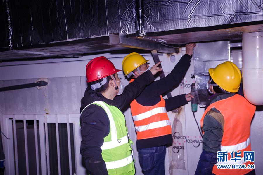 （一線抗疫群英譜&middot;圖文互動）（2）羅文浩：&ldquo;女兒，你的名字里有溫暖，有榮光！&rdquo;