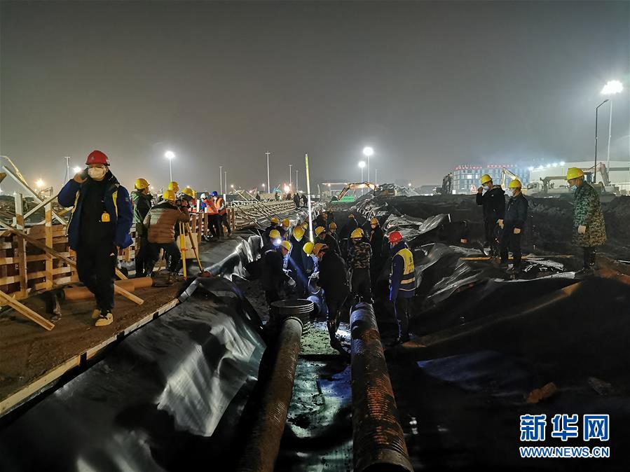 （一線抗疫群英譜&middot;圖文互動）（3）羅文浩：&ldquo;女兒，你的名字里有溫暖，有榮光！&rdquo;