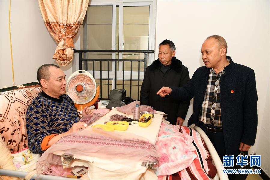 （新華全媒頭條&middot;圖文互動）（3）來自大山深處的&ldquo;移民管家&rdquo;&mdash;&mdash;記貴州正安縣瑞濠街道辦事處主任吳太璽